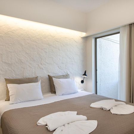 Varouxakis Hotel Платаньяс Екстер'єр фото
