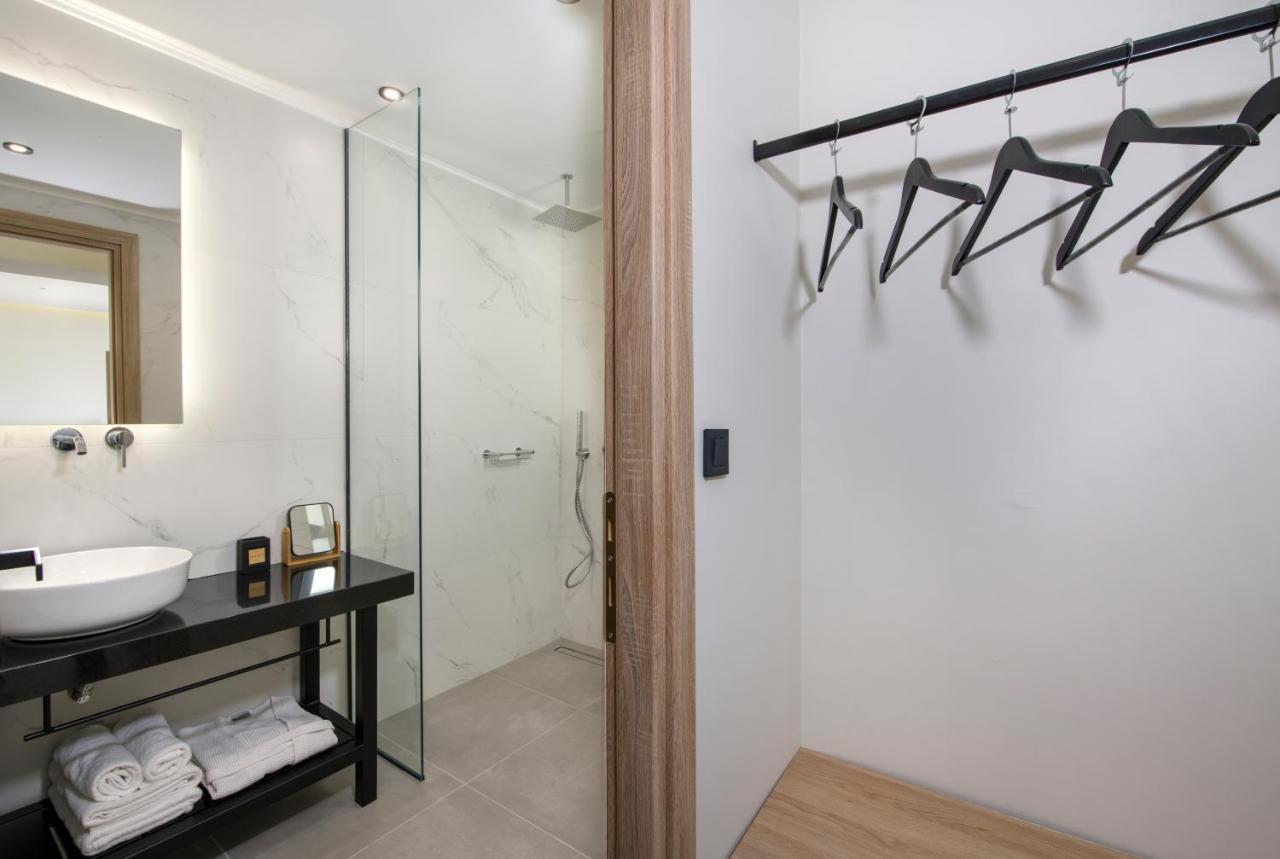 Varouxakis Hotel Платаньяс Екстер'єр фото