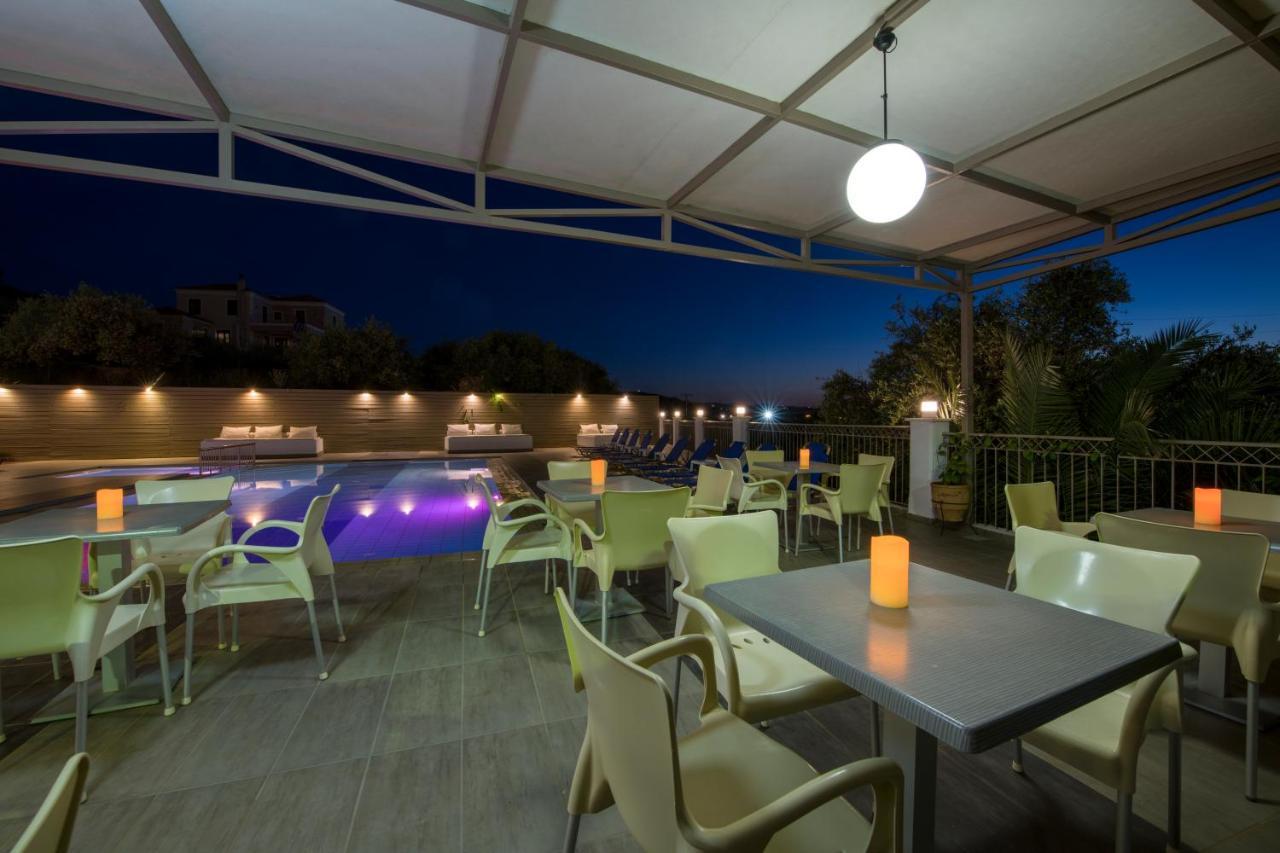 Varouxakis Hotel Платаньяс Екстер'єр фото