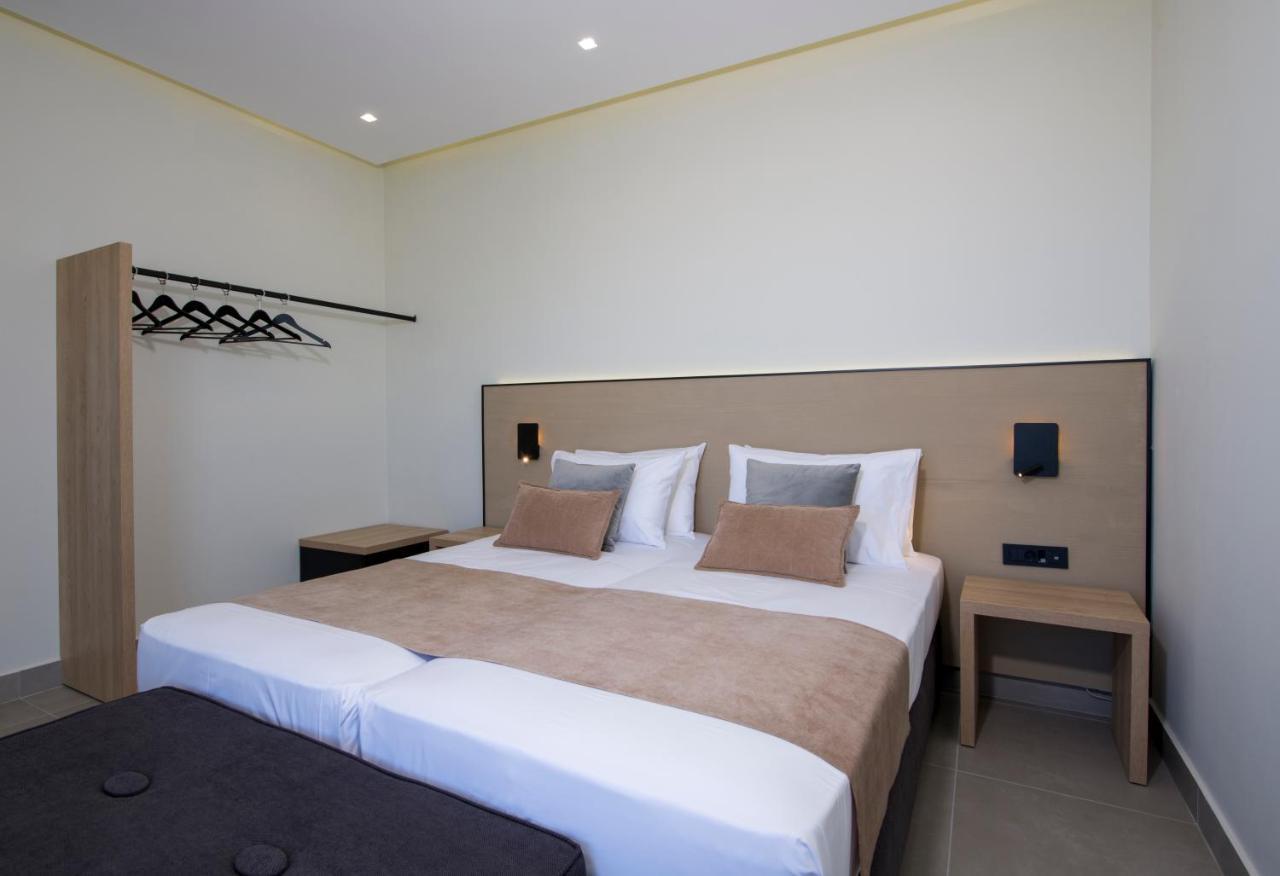 Varouxakis Hotel Платаньяс Екстер'єр фото