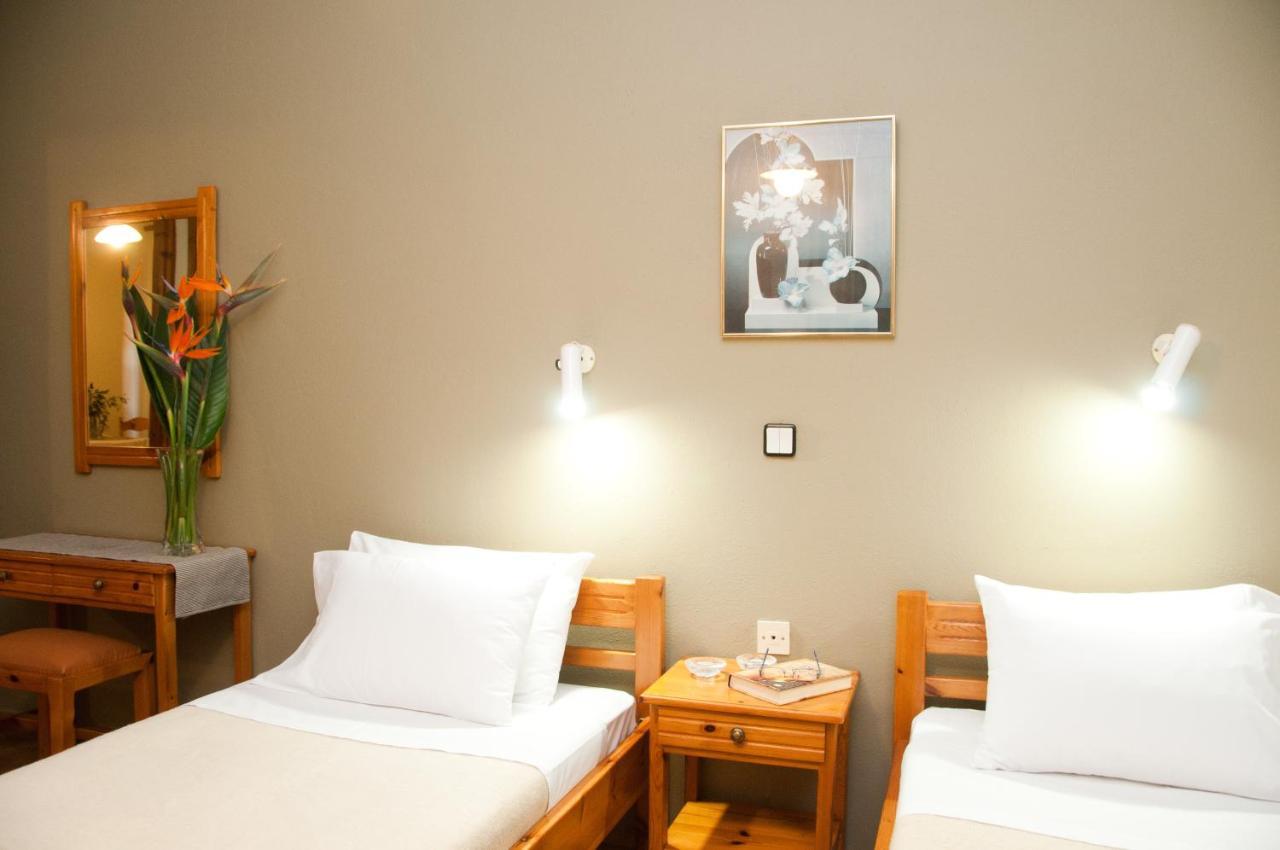 Varouxakis Hotel Платаньяс Екстер'єр фото