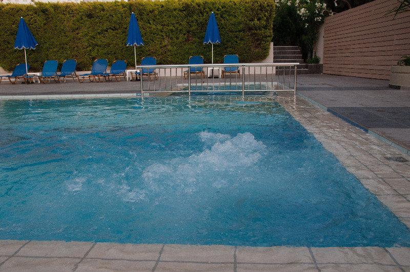 Varouxakis Hotel Платаньяс Екстер'єр фото